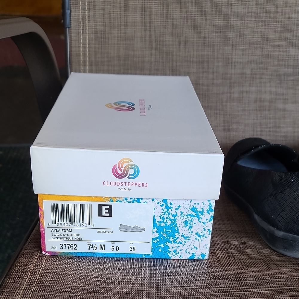 Clarks Cloudsteppers - image 4